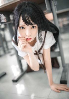 剧场前在线观看_1080P免费在线播放